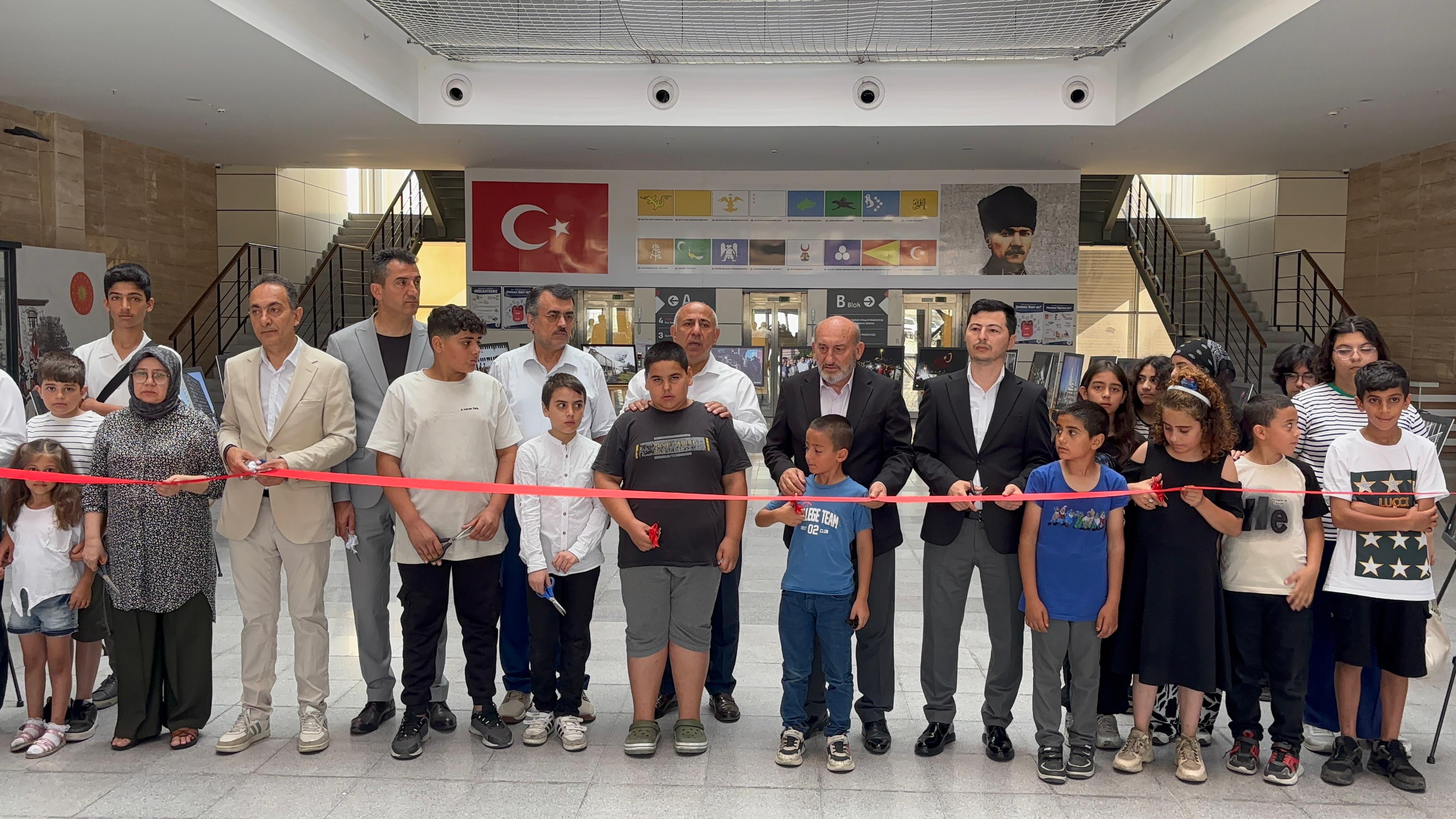 2025 Aile Yılı Etkinlikleri Kapsamında '15 Temmuz Zaferin Adı Türkiye' Temasıyla Çocuklarımızın Düzenlediği Sergimizin Açılışı Gerçekleştirildi