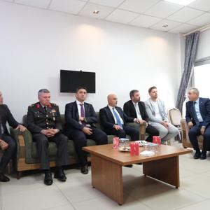 Kurban Bayramı’nda Şehitliklerden Huzurevine, Çocuk Evlerine Anlamlı Ziyaretler - fotoğraf 7
