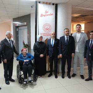 Kurban Bayramı’nda Şehitliklerden Huzurevine, Çocuk Evlerine Anlamlı Ziyaretler - fotoğraf 8