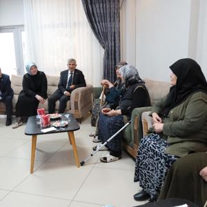 Kurban Bayramı’nda Şehitliklerden Huzurevine, Çocuk Evlerine Anlamlı Ziyaretler - fotoğraf 10