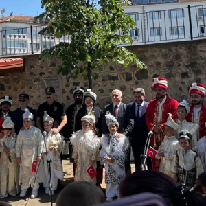 Geleneksel Sünnet Düğünü Programı Gerçekleştirildi. - fotoğraf 3