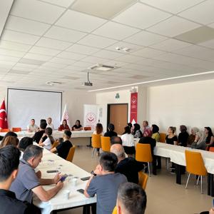 Hilmi-Hafize Evin Huzurevinde Personel Toplantısı - fotoğraf 2