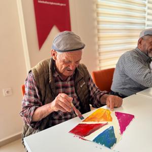 Hilmi-Hafize Evin Huzurevi Sakinleriyle Resim Etkinliği  - fotoğraf 6