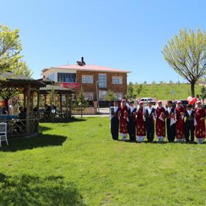 Engelliler Haftası’nda Anlamlı Buluşma: Ahlat Engelsiz Yaşam Merkezi’nde Etkinlikler Düzenlendi - fotoğraf 4