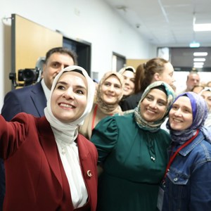 Aile ve Sosyal Hizmetler Bakanımız Göktaş, Ebeveynlik Zirvesi'nde konuştu - fotoğraf 2