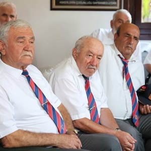 15 Temmuz Önemiyle Valimiz Mustafa Yavuz'dan Gazi Derneğine Ziyaret - fotoğraf 7