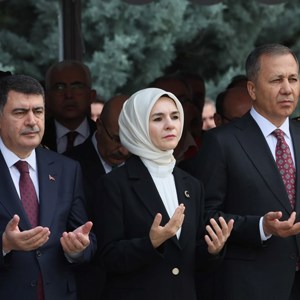 Aile ve Sosyal Hizmetler Bakanımız Göktaş, 15 Temmuz Şehitliği'ndeki anma törenine katıldı - fotoğraf 2
