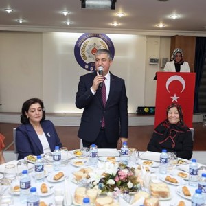 15 Temmuz'da Yemek Programı Düzenlendi - fotoğraf 15