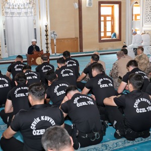 15 TEMMUZ 2016’DA GERÇEKLEŞTİRİLEN HAİN DARBE GİRİŞİMİNDE ŞEHADET ŞERBETİNİ İÇEN KAHRAMANLARIMIZI ANDIK - fotoğraf 4