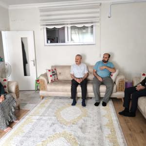 Aziz Şehidimiz Orham Sürmen’in Ailesini ve Kore Gazimiz Ahmet Uzan’ı İl Müdürümüz M.Ferdi Bozkurt Ziyaret Etti - fotoğraf 3