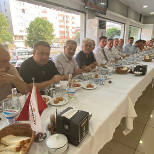 İl Müdürlüğümüze Bağlı Trabzon Huzurevi Yaşlı Bakım Ve Rehabilitasyon Merkezi Kuruluş Müdürü Kamil Yıldırım’a Emekliliğe Ayrılması Nedeniyle Veda (Vefa) Yemeği Düzenlendi. - fotoğraf 9