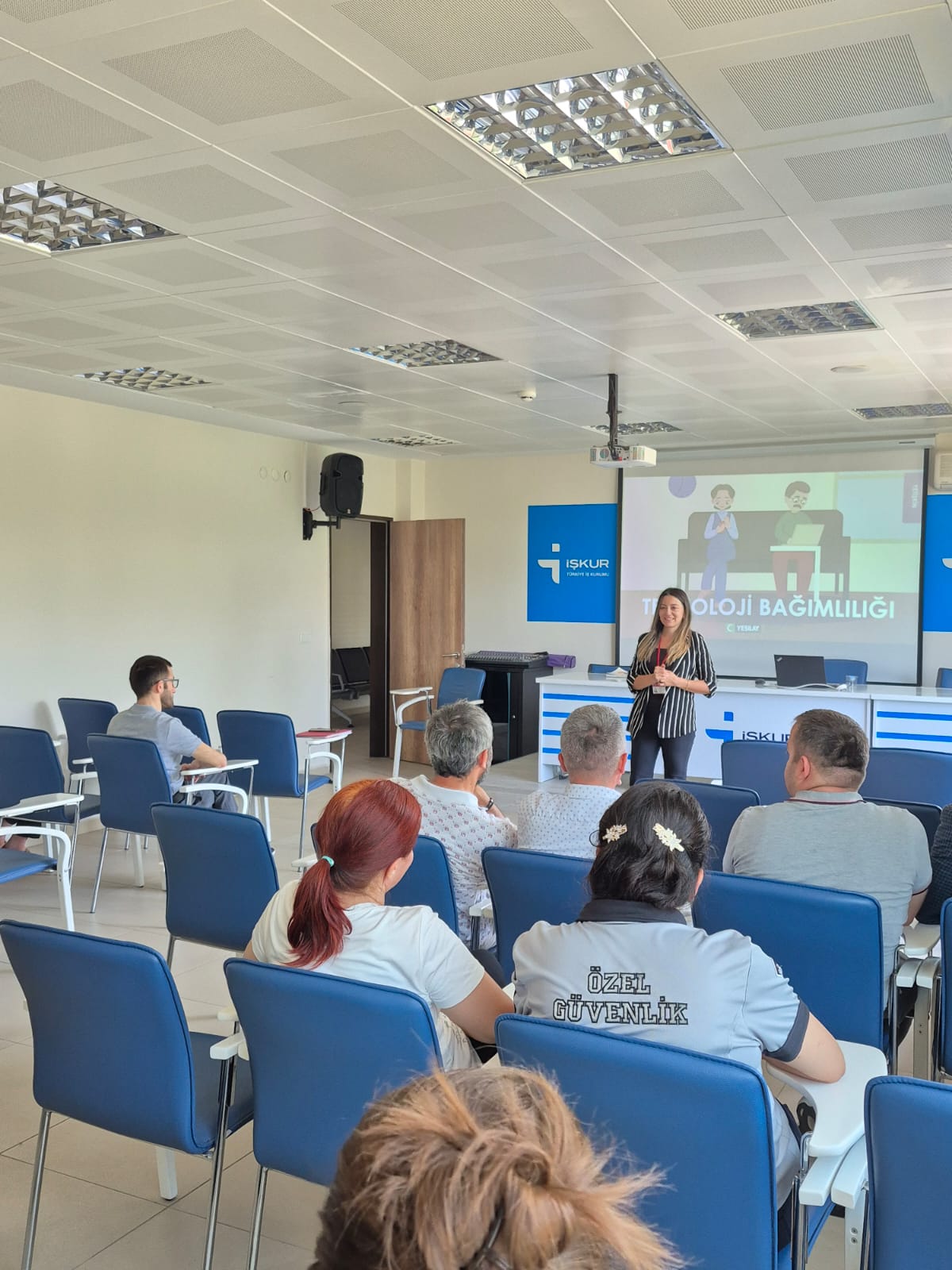 Aile İçi İletişim Ve Bağımlılıkla Mücadele Eğitimi