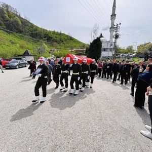 ACM Huzurevi yaşlımız Kıbrıs Gazisi Ast. Dursun Ali ŞENER yapılan askeri Tören ile son yolculuğuna uğurlandı. - fotoğraf 7