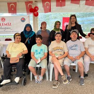 30 Haziran Koruyucu Aile Şenliği ile Aile Yılı Coşkusu Yaşandı. - fotoğraf 9