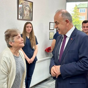Ordu Valimiz Sayın Muammer Erol, İl Müdürümüz Harun Tan ile birlikte Özel Ordu Engelli Bakım Merkezi’ni ziyaret etti.  - fotoğraf 2