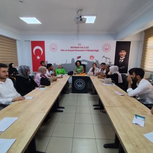 Evlenecek Gençlerin Desteklenmesi Projesi kapsamında  “Evlilik Öncesi Eğitim Programı” eğitimi  - fotoğraf 3