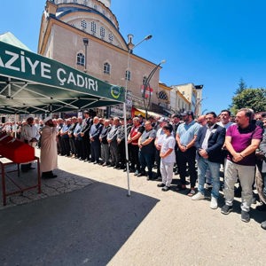 Korgan ilçemizde, 100 yaşında vefat eden Kore Gazisi Mustafa Çatmak, düzenlenen askeri törenle son yolculuğuna uğurlandı. - fotoğraf 1