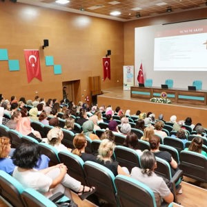 Gönül Elçileri ve Koruyucu Aile Farkındalık Toplantısı Yapıldı - fotoğraf 2