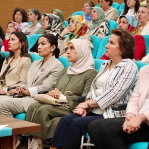 Gönül Elçileri ve Koruyucu Aile Farkındalık Toplantısı Yapıldı - fotoğraf 1