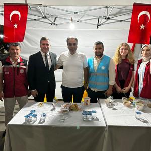 15 Temmuz Demokrasi ve Millî Birlik Günü kapsamında düzenlenen etkinliklerde, Yalova Aile ve Sosyal Hizmetler İl Müdürlüğü olarak standımızla yerimizi aldık. - fotoğraf 3