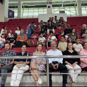Çocuk Evleri Voleybol Karşılaşması - fotoğraf 1