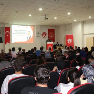 2025 Aile Yılı Kapsamında Anlamlı Konferans: “Türkiye'de Demografik Dönüşüm ve Aile” - fotoğraf 4