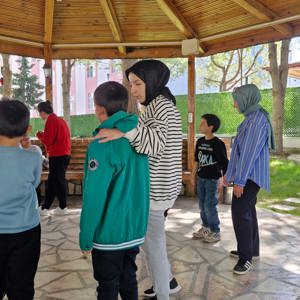 Gönül Bağı Projesi Kapsamında Pamukkale Üniversitesi Öğrencileri ile Çocuklarımız Bir Araya Geldi - fotoğraf 23