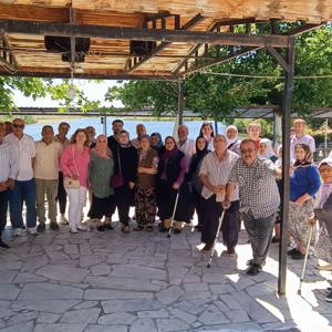 Denizli’de Huzurevi Sakinleri Işıklı Gölü’nde Bir Araya Geldi - fotoğraf 7