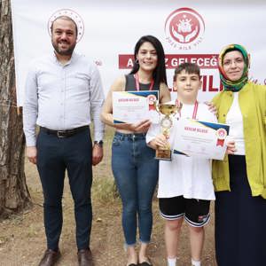 “Ailemiz Geleceğimiz” Temalı Oryantiring Etkinliği Çamlık Mesireliğinde Gerçekleştirildi - fotoğraf 5