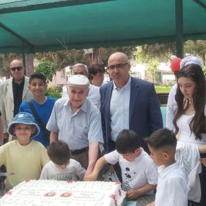 “23 Nisan Neşesi” Temalı Etkinlikte Kuşaklar Arası Buluşma Gerçekleştirildi - fotoğraf 2