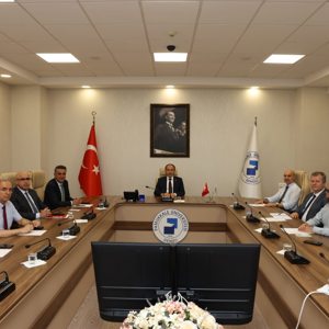 Aile Sempozyumu Hazırlıkları Kapsamında Kurumlar Arası Değerlendirme Toplantısı Gerçekleştirildi - fotoğraf 1