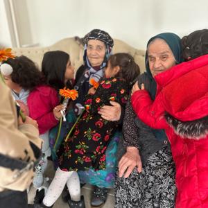 Yaşlılara Saygı Haftası Kapsamında Huzurevi Ziyaretiyle Kuşaklar Arası Anlamlı Buluşma Gerçekleştirildi - fotoğraf 12