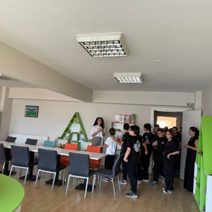 Öğrenciler Merkezefendi Sosyal Hizmet Merkezini Ziyaret Etti  - fotoğraf 3