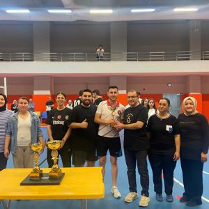 2025 Aile Yılı dolayısıyla, İl Müdürlüğümüzce düzenlenen 1. Sosyal Hizmetler Spor Oyunları voleybol turnuvası, final müsabakalarıyla sona erdi. - fotoğraf 6