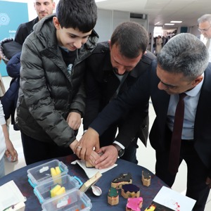 Otizmin Farkındayız Onların Yanındayız - fotoğraf 3