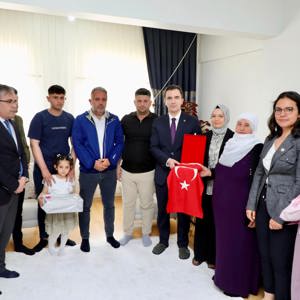 Anneler Günü’nde Şehit Annelerine Vefa Dolu Ziyaretler - fotoğraf 1