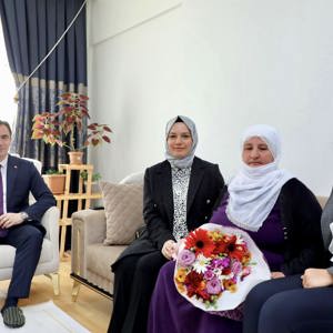 Anneler Günü’nde Şehit Annelerine Vefa Dolu Ziyaretler - fotoğraf 2