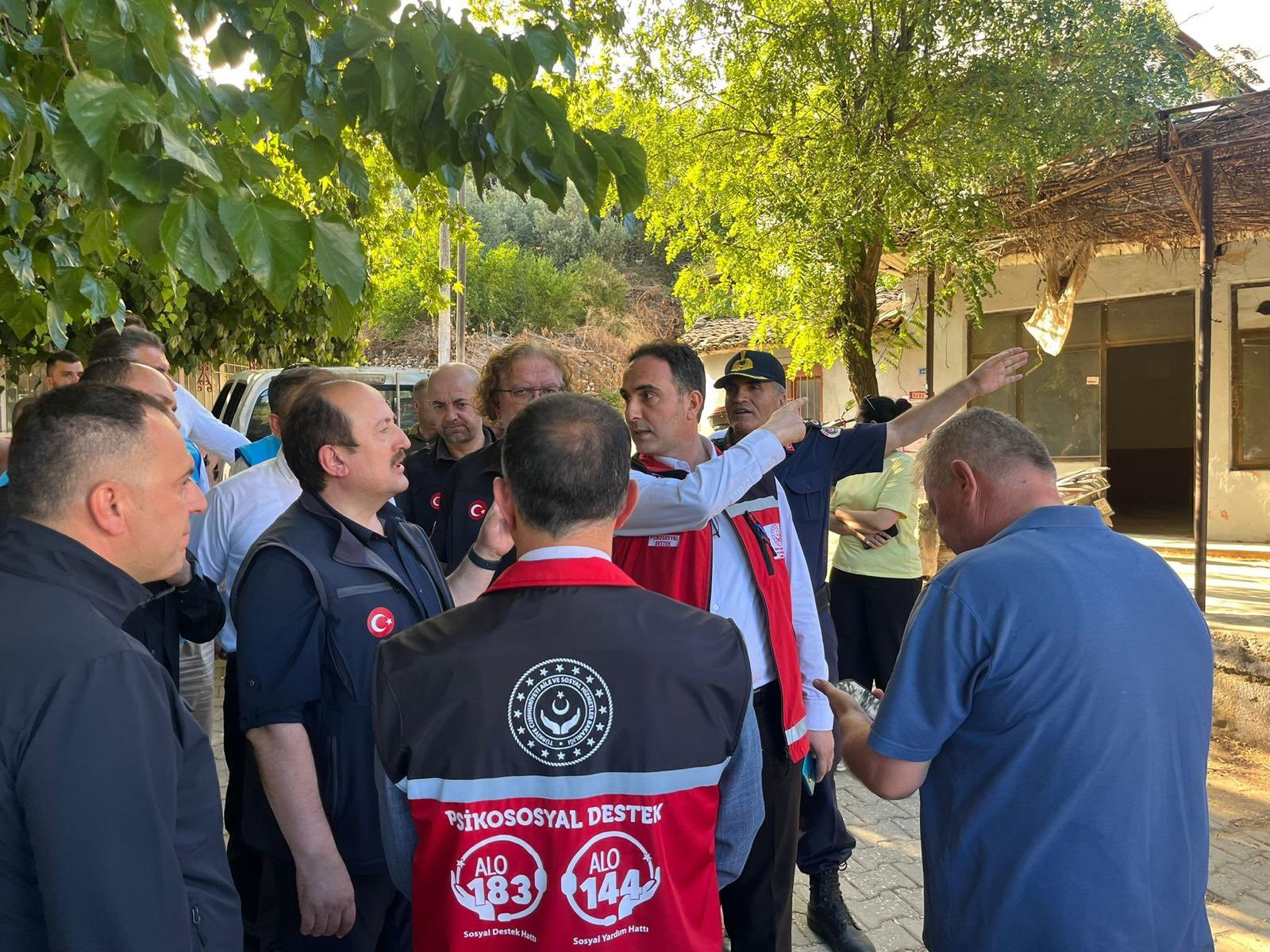 Bakanımız Göktaş: “Bilecik, İzmir ve Hatay’daki yangınlardan etkilenen hanelere 12 milyon 260 bin lira kaynak aktardık”