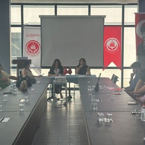 AKTİF YAŞAM MERKEZİ’NDE AİLE VE HUKUK SÖYLEŞİSİ - fotoğraf 2