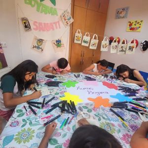 Minik Ellerle Renkli Dokunuşlar - fotoğraf 1