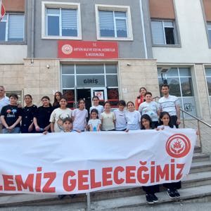 Öğrencilerden Sosyal Hizmet Merkezlerine ziyaret - fotoğraf 4