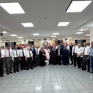 Kıbrıs Barış Harekatı'nın Yıl Dönümünde Gazilerimizle Bir Araya Geldik - fotoğraf 1