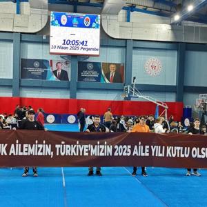  Satranç Turnuvasında Kadına Şiddete Karşı Duruş ve Aile Yılı Vurgusu. - fotoğraf 1