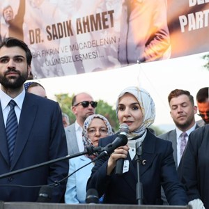 Bakanımız Göktaş, Batı Trakya'da Dr. Sadık Ahmet'in vefatının 30. yıl dönümünde düzenlenen anma törenine katıldı - fotoğraf 1