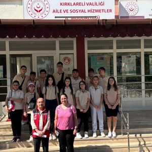 Öğrencilerden Sosyal Hizmet Merkezlerine ziyaret - fotoğraf 3