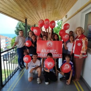 Ortaokul Öğrencilerinden Sosyal Hizmet Merkezi’ne Ziyaret - fotoğraf 1