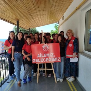 Ortaokul Öğrencilerinden Sosyal Hizmet Merkezi’ne Ziyaret - fotoğraf 2