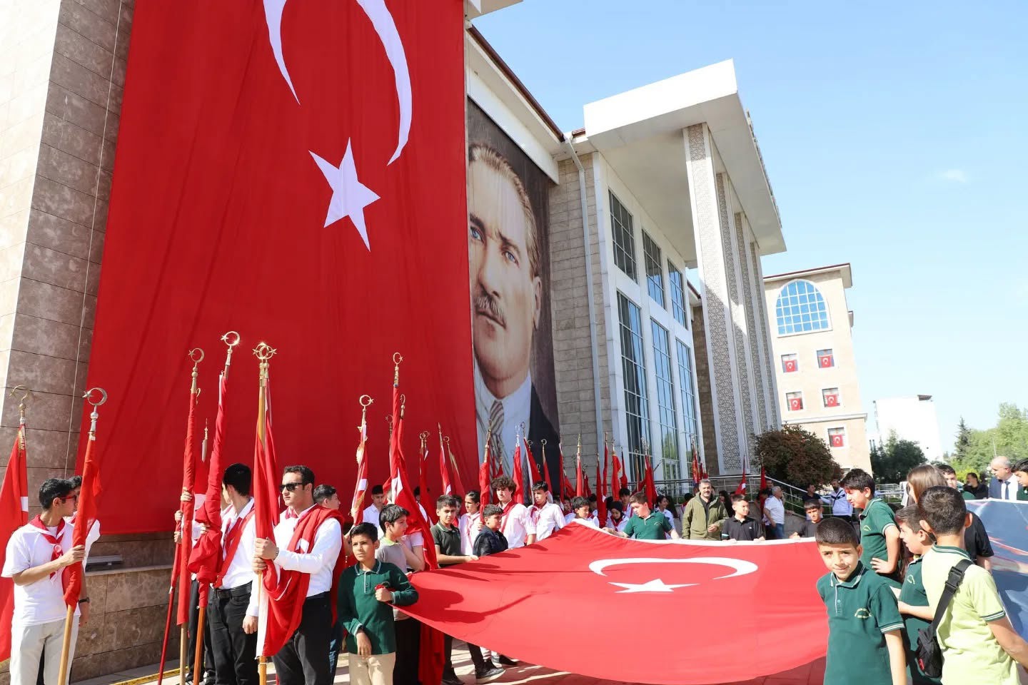 23 Nisan Ulusal Egemenlik ve Çocuk Bayramı Programına Katılım Sağladık - fotoğraf 5