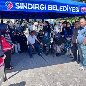 Jandarma Astsubay Çavuş Berat KARABODUR’un Ailesine Taziye Ziyareti  - fotoğraf 3