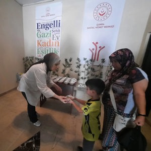 Sosyal Ekonomik Destek Hizmet Modeli'nden Faydalanan Ailelere ve Çocuklara Yönelik Hijyen Eğitimi Verildi - fotoğraf 3